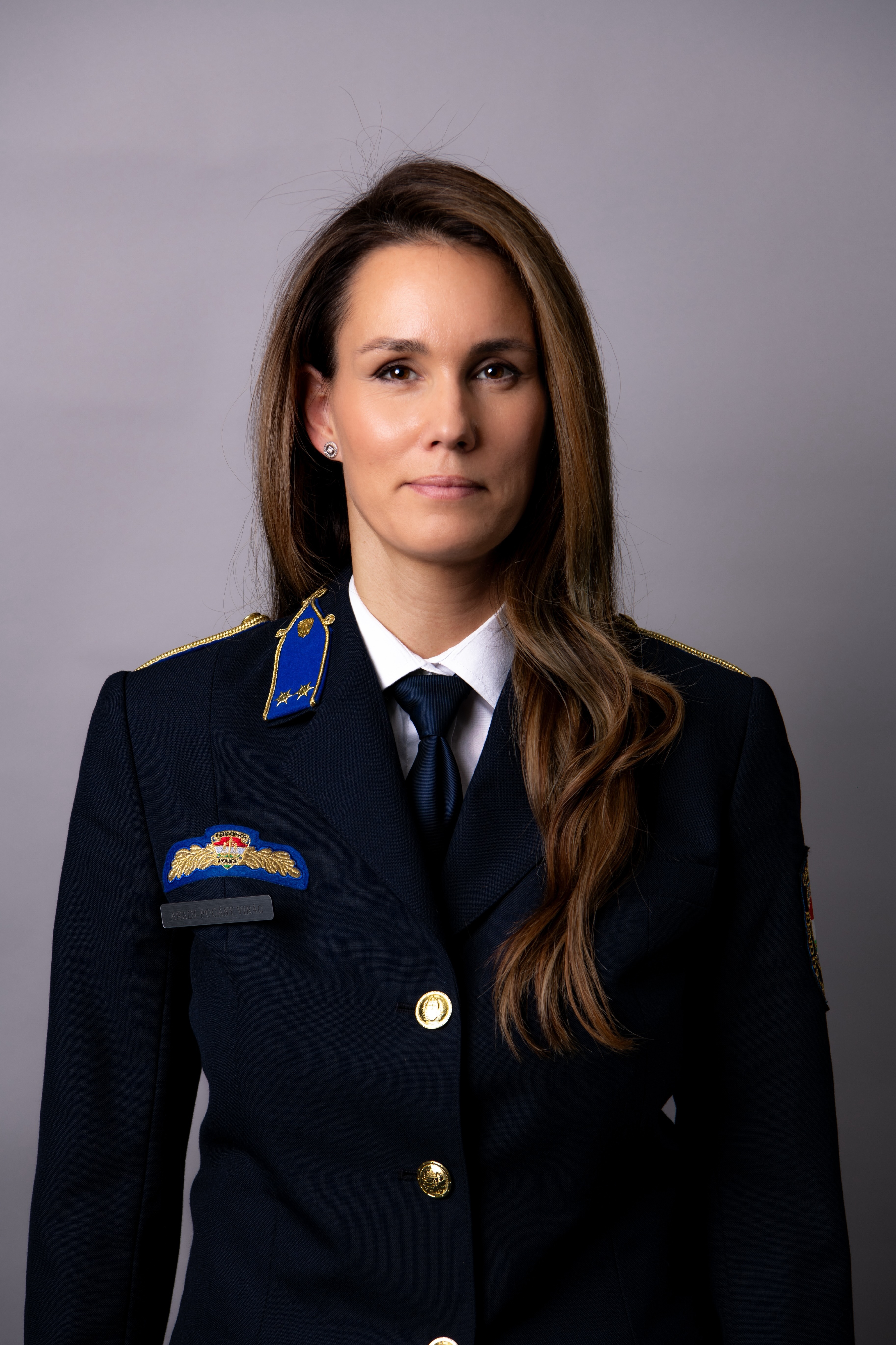 Aradi-Pogány Virág r. főhadnagy, ügyeletvezető