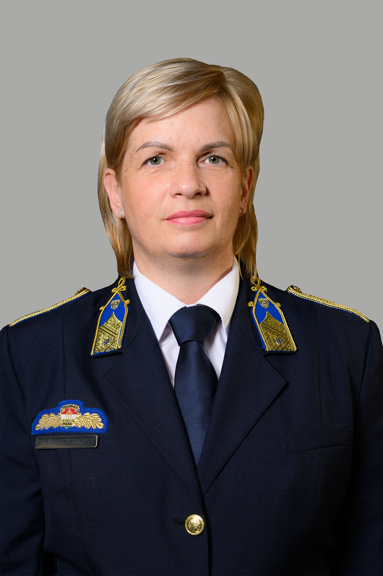 Mezei-Gali Bernadett r. őrnagy, ügyeletvezető