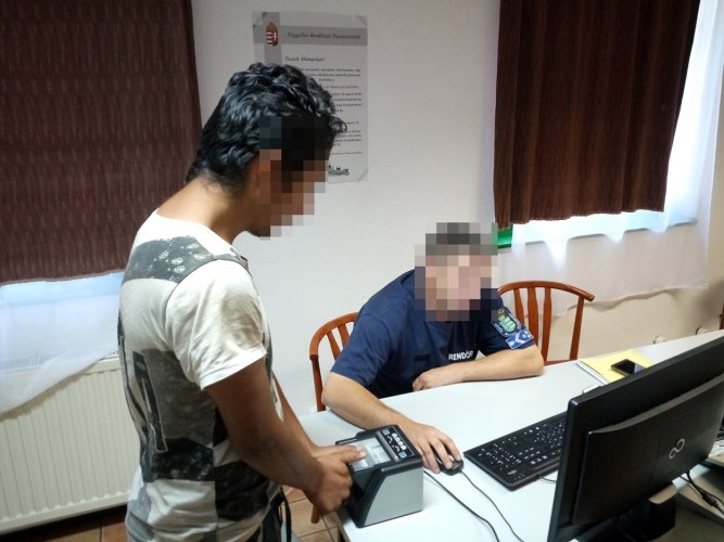 Határsértők elfogása Battonyán 2017. július 16.