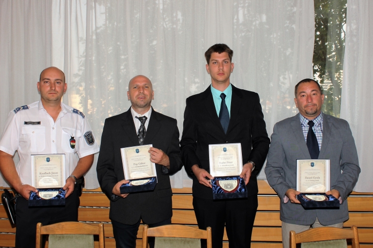 Knofloch János rendőr főtörzsőrmester, Pap Gábor címzetes rendőr törzszászlós, Szabó Péter címzetes rendőr főhadnagy, Zanati Gyula címzetes rendőr őrnagy