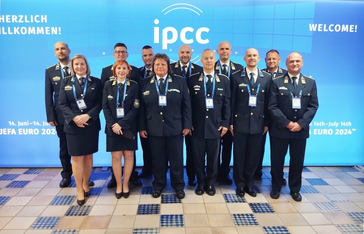 Megérkeztek a bambergi Nemzetközi Rendőri Együttműködési Központba