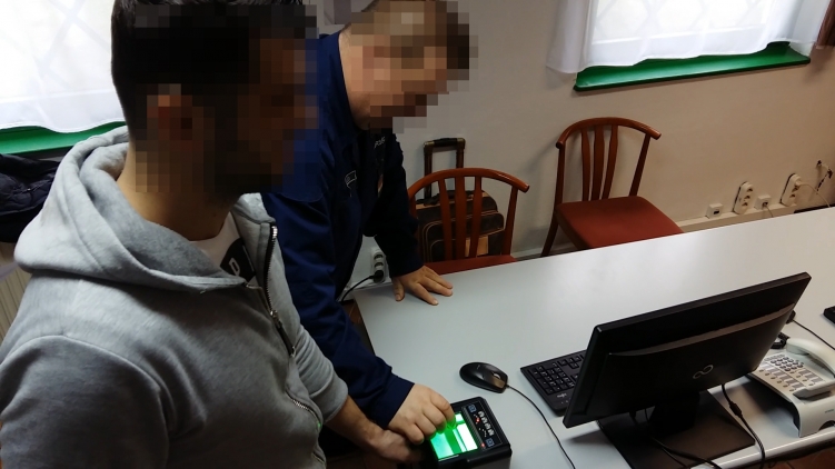 Mezőhegyes embercsempész