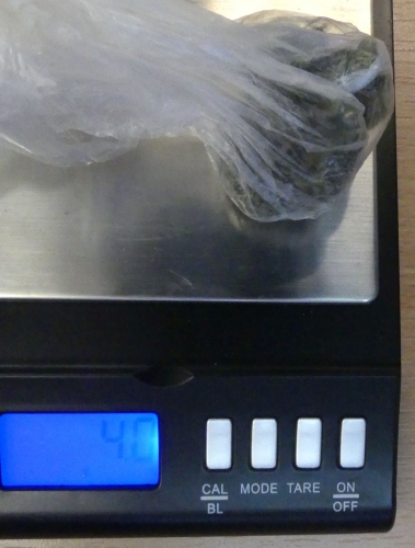 kábítószergyanús anyag