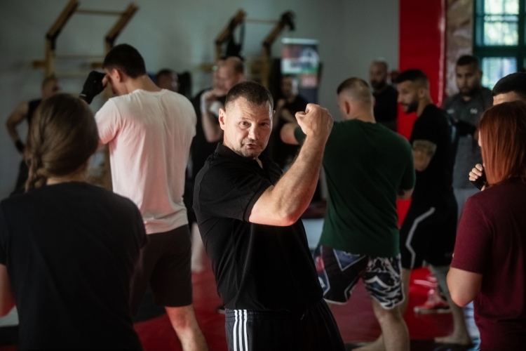 Erdei Zsolt edzést tart