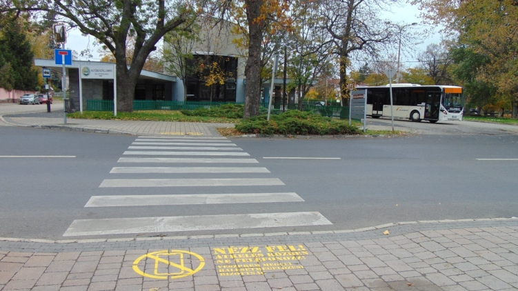 gyalogos-átkelőhely