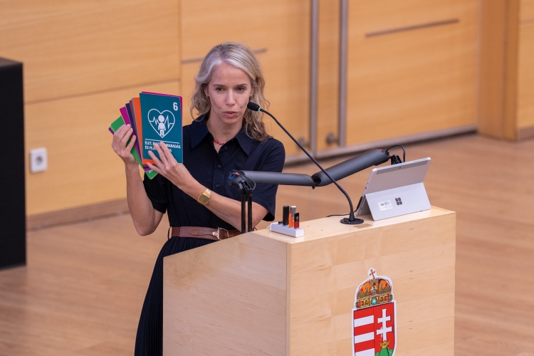 Dr. Nagy-Balás Borbála