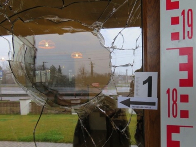 rongálás Békéscsaba 20200127