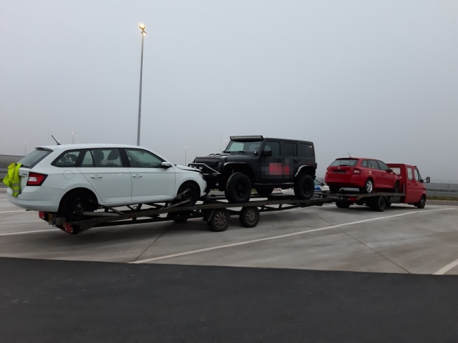 túlterhelt tehergépkocsi 20191205M44