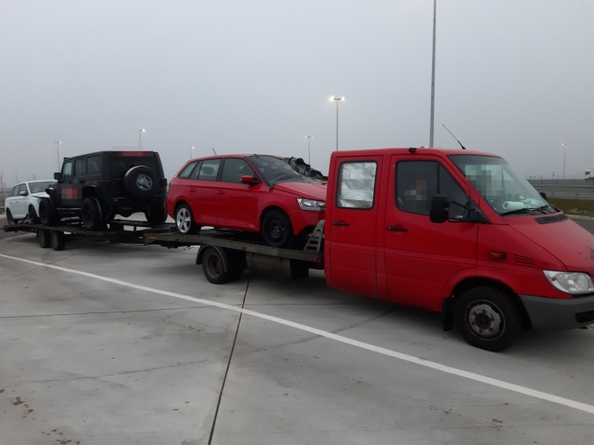 túlterhelt tehergépkocsi 20191205M44