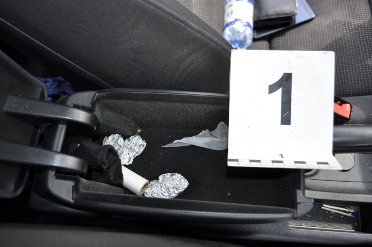 kábítószert fogyasztott