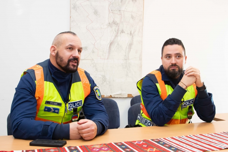 Tóth Ferenc őrmester és Vásári Dénes zászlós 