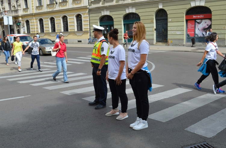 Gyalogátkelőhely biztosítása